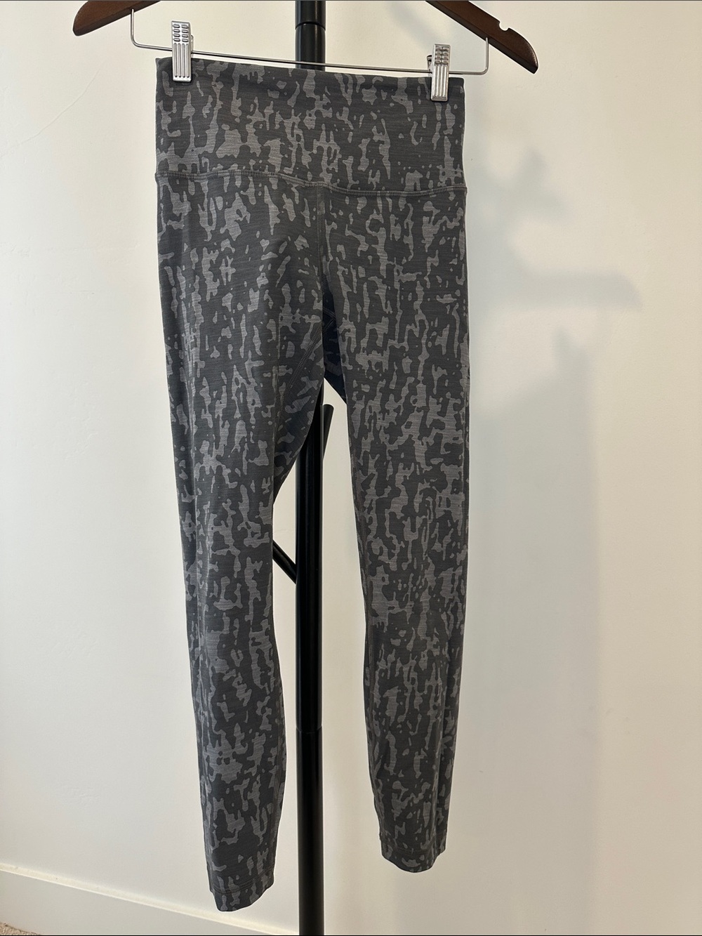 lululemon athletica Kids Gray Patterned Leggings